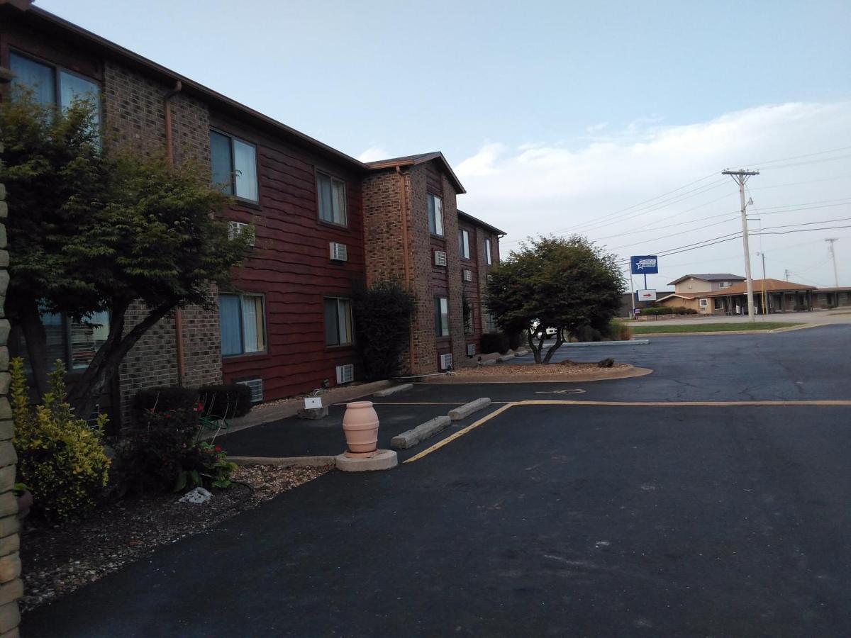 ซูเปอร์ 8 บาย วินด์แฮม เลบานอน Hotel ภายนอก รูปภาพ