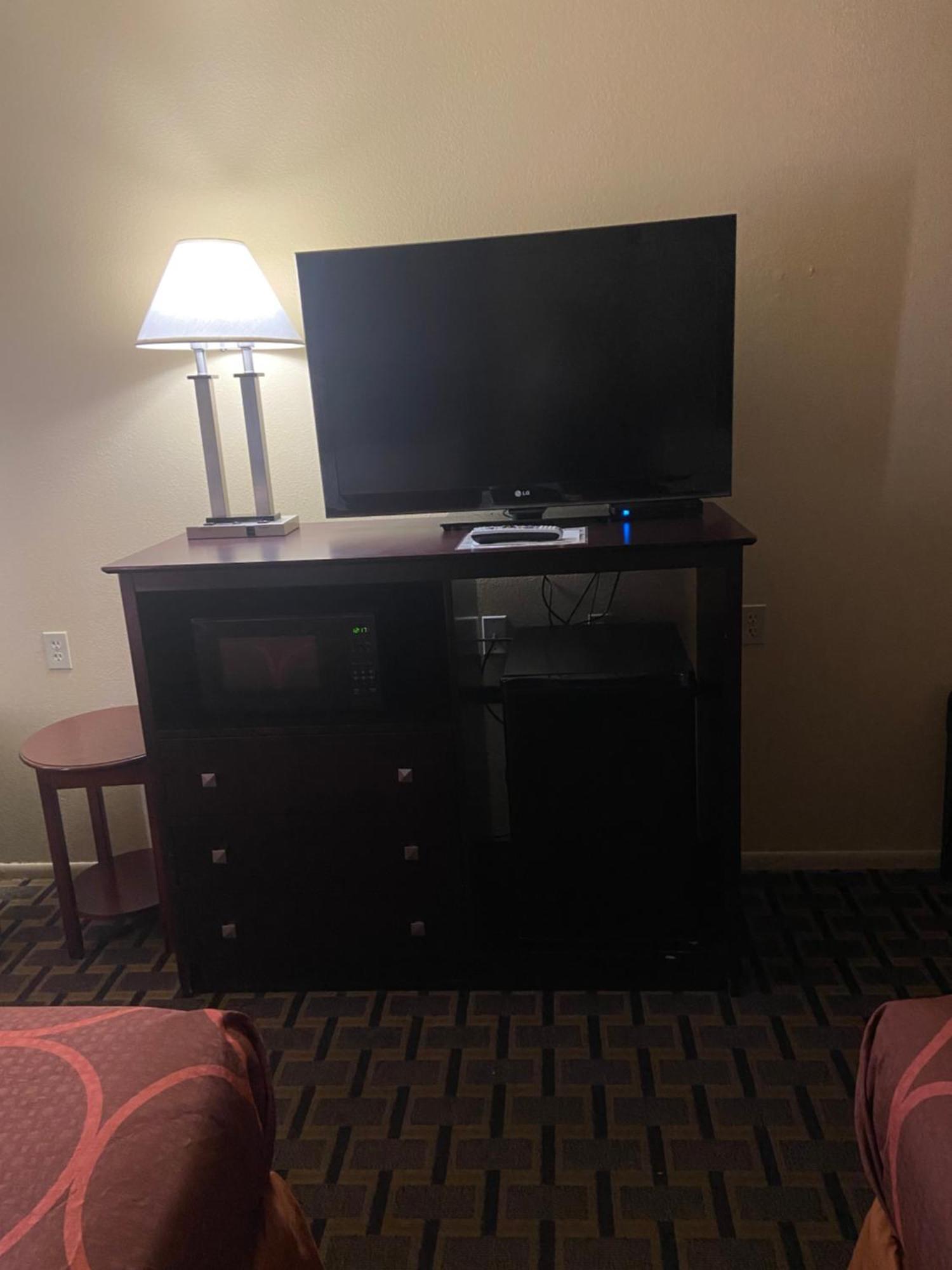 ซูเปอร์ 8 บาย วินด์แฮม เลบานอน Hotel ภายนอก รูปภาพ